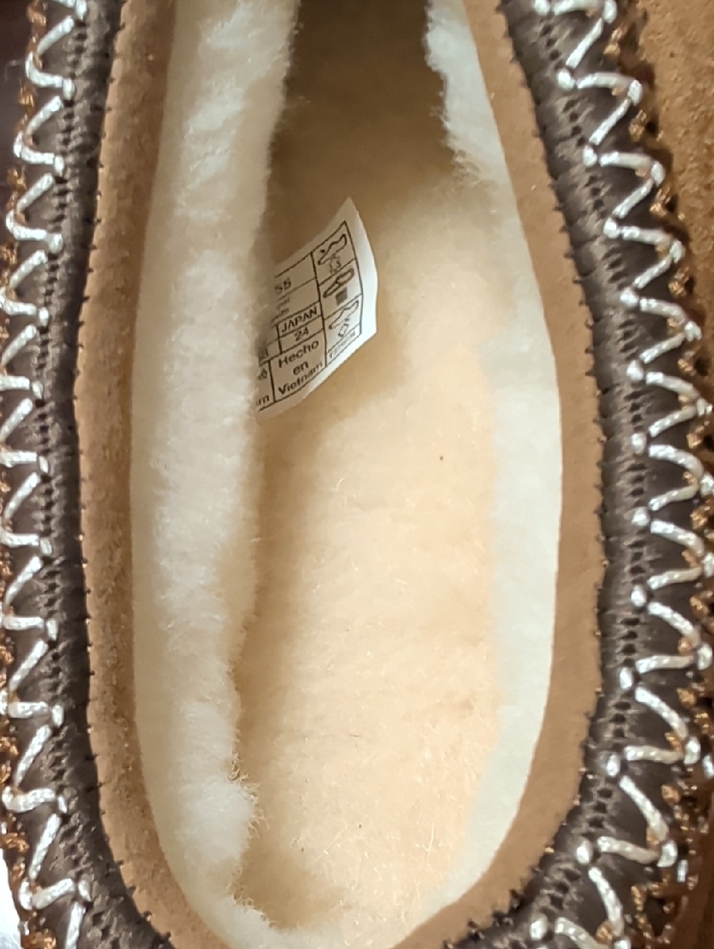 UGG™ Tasman Chestnut Slip-On Shearling Lined Slippers Size 7 New - Picture 11 of 12